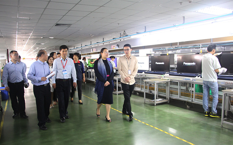 参观6686体育网页登录公司整机生产车间