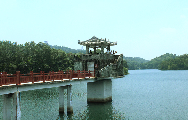 “约会”红花湖|6686体育网页登录公司组织员工开展18km徒步活动