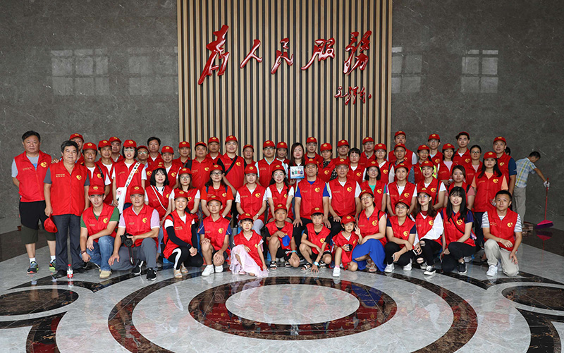 6686体育网页登录党支部响应号召参加垃圾分类普及推广工作